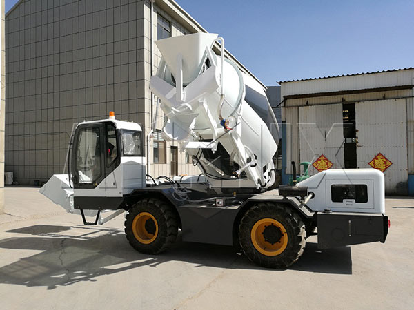 self loading mixer truck